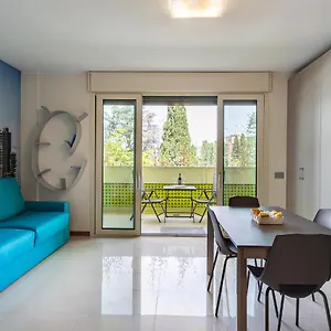 Apartamento Maciachini, Zona Isola, Milán