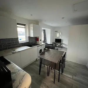 https://lovely-apartment-for-2-or-4-people-bermondsey.cambridgehotelsuk.com