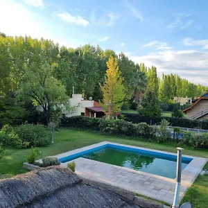 https://fabulosa-casa-quinta.hotelsmendoza.com